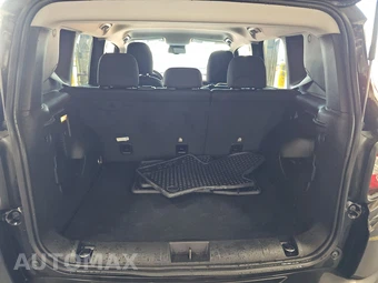 2023 Jeep Renegade Latitude - miniatura 16