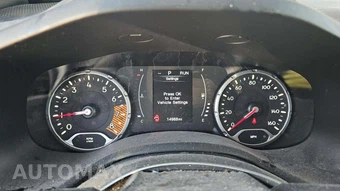 2023 Jeep Renegade Latitude - miniatura 24