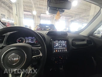 2023 Jeep Renegade Limited - miniatura 11
