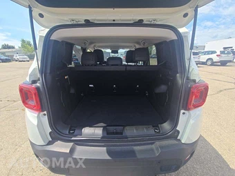 2023 Jeep Renegade Limited - miniatura 14