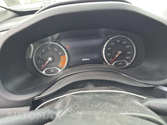 2023 Jeep Renegade Limited - miniatura 12