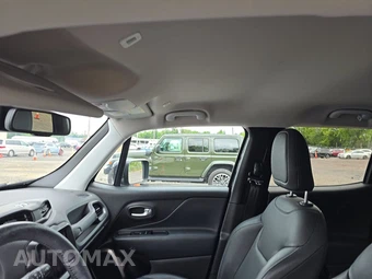 2023 Jeep Renegade Limited - miniatura 18