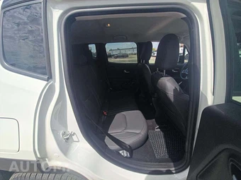 2023 Jeep Renegade Limited - miniatura 16