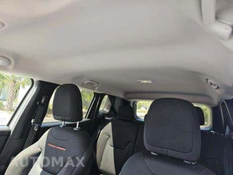 2023 Jeep Renegade Trailhawk - miniatura 11