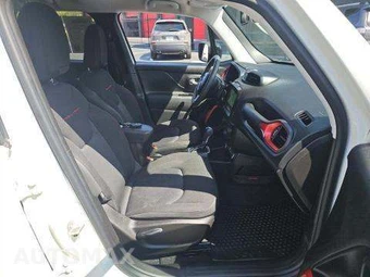 2023 Jeep Renegade Trailhawk - miniatura 18