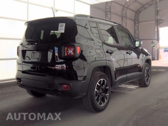 2023 Jeep Renegade Trailhawk - miniatura 4