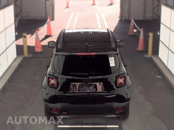 2023 Jeep Renegade Trailhawk - miniatura 5