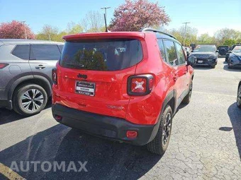 2023 Jeep Renegade Trailhawk - miniatura 3