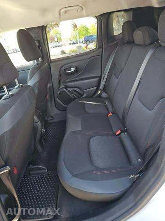 2023 Jeep Renegade Trailhawk - miniatura 13