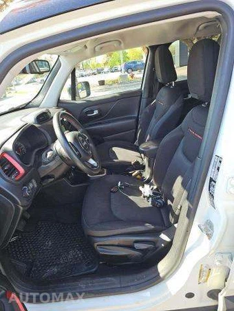 2023 Jeep Renegade Trailhawk - miniatura 6