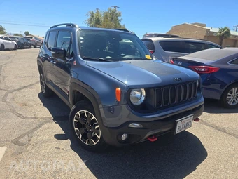 2023 Jeep Renegade Trailhawk - miniatura 3