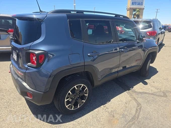 2023 Jeep Renegade Trailhawk - miniatura 4