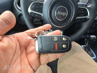 2023 Jeep Renegade Upland Edition - miniatura 5