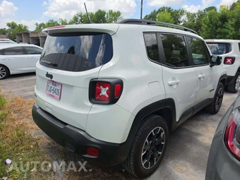 2023 Jeep Renegade Upland Edition - miniatura 3