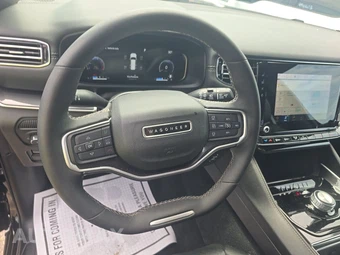 2023 Jeep Wagoneer - miniatura 10
