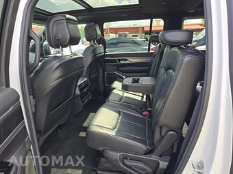 2023 Jeep Wagoneer - miniatura 13