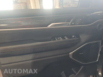 2023 Jeep Wagoneer - miniatura 9