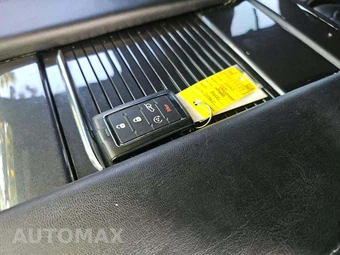 2023 Jeep Wagoneer - miniatura 8