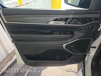 2023 Jeep Wagoneer L Series II - miniatura 9
