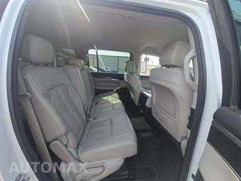 2023 Jeep Wagoneer L Series II - miniatura 18