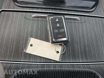 2023 Jeep Wagoneer L Series II - miniatura 9