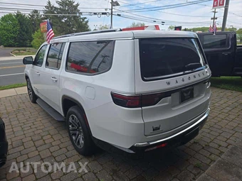 2023 Jeep Wagoneer L Series II - miniatura 2