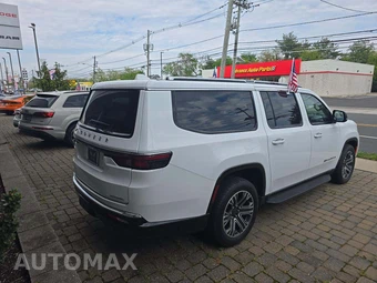 2023 Jeep Wagoneer L Series II - miniatura 3