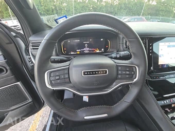 2023 Jeep Wagoneer L Series II - miniatura 10