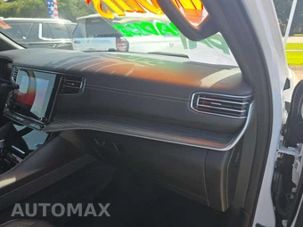 2023 Jeep Wagoneer L Series III - miniatura 17