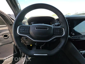 2023 Jeep Wagoneer L Series III - miniatura 10