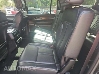 2023 Jeep Wagoneer L Series III - miniatura 10