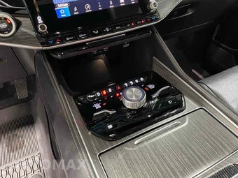 2023 Jeep Wagoneer L Series III - miniatura 13