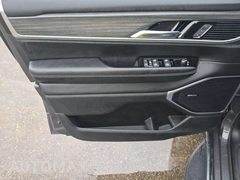 2023 Jeep Wagoneer Series II - miniatura 9