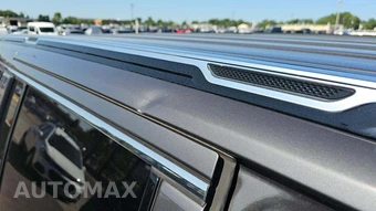 2023 Jeep Wagoneer Series II - miniatura 30