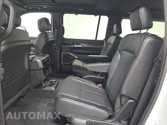 2023 Jeep Wagoneer Series II - miniatura 13