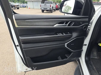 2023 Jeep Wagoneer Series III - miniatura 9