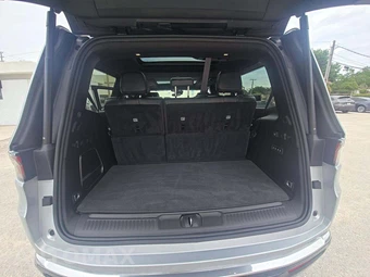 2023 Jeep Wagoneer Series III - miniatura 12