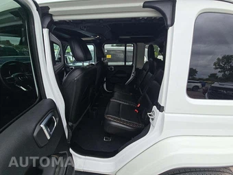 2023 Jeep Wrangler 4 Door High Altitude - miniatura 13
