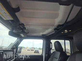 2023 Jeep Wrangler 4 Door High Altitude - miniatura 17