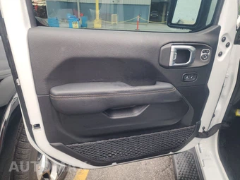 2023 Jeep Wrangler 4 Door High Altitude - miniatura 9