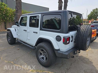 2023 Jeep Wrangler 4 Door Sahara - miniatura 2