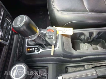 2023 Jeep Wrangler 4 Door Sahara - miniatura 8