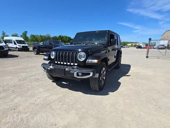 2023 Jeep Wrangler 4 Door Sahara - car from the USA, Manheim Buy-Now listing at AUTOMAX