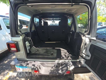 2023 Jeep Wrangler 4 Door Sahara - miniatura 14