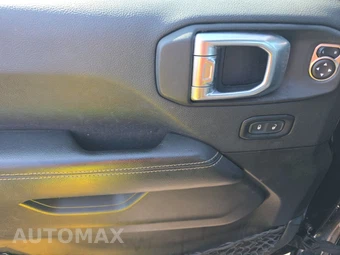 2023 Jeep Wrangler 4 Door Sahara - miniatura 9