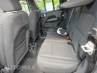 2023 Jeep Wrangler 4 Door Sahara - miniatura 13