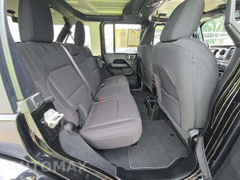 2023 Jeep Wrangler 4 Door Sahara - miniatura 16