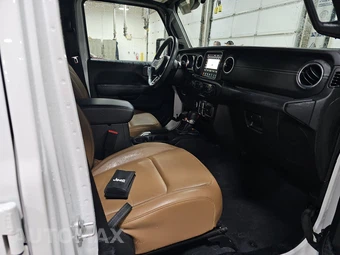 2023 Jeep Wrangler 4 Door Sahara - miniatura 8