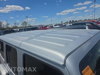 2023 Jeep Wrangler 4 Door Sahara - miniatura 12