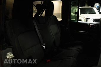 2023 Jeep Wrangler 4 Door Sahara - miniatura 11